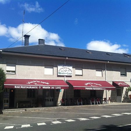 Hostal Meson Do Loyo Portomarin Bagian luar foto